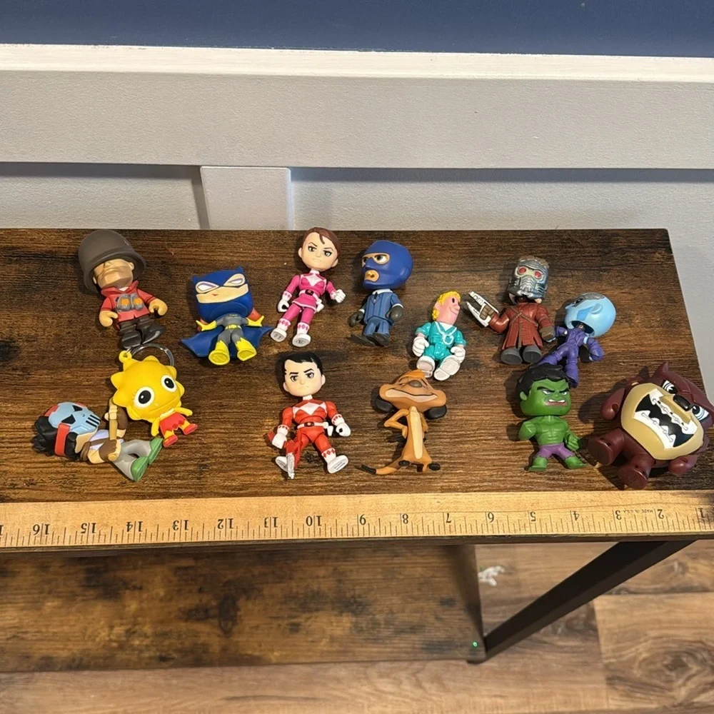 random toys lisa from